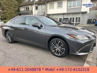 Gebraucht Lexus ES300H 218 PS (160 kW) 2024 Grau Limousine
