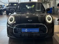 Gebraucht Mini Cooper Essential 136 PS (100 kW) 2022 Schwarz Kleinwagen