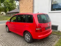 Gebraucht VW Touran 105 PS (77 kW) 2006 Rot Van / Kleinbus