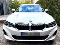 Gebraucht BMW 320 Shadowline 184 PS (135 kW) 2023 Weiß Kombi
