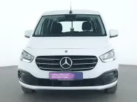 Gebraucht Mercedes T180 131 PS (96 kW) 2024 Arktikweiss Van / Kleinbus