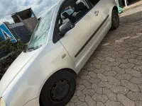Gebraucht VW Polo 60 PS (44 kW) 2003 Silber Kleinwagen