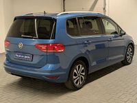 Gebraucht VW Touran Join 116 PS (85 kW) 2019 Blau (caribbeanblaumet.) Van / Kleinbus