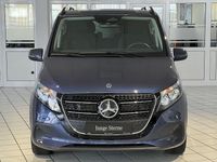 Gebraucht Mercedes V220 163 PS (119 kW) 2024 Sodalithblau Van / Kleinbus