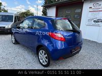 Gebraucht Mazda 2 Inclusive 86 PS (63 kW) 2008 Blau Kleinwagen