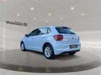 Gebraucht VW Polo Highline 95 PS (69 kW) 2019 Weiß Kleinwagen