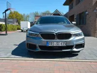 Używany BMW M550 Shadowline 400 KM (294 kW) 2018 Niebieski Sedan/Limuzyna