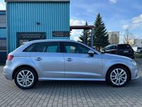 Gebraucht Audi A3 Sportback e-tron Comfort 204 PS (150 kW) 2018 Silber Kleinwagen