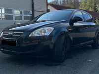 Gebraucht Kia Ceed EX 122 PS (89 kW) 2007 Schwarz Kleinwagen