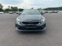 Gebraucht Kia Ceed 140 PS (102 kW) 2019 Grau Kleinwagen
