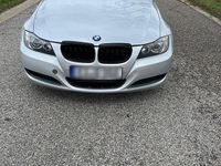 Gebraucht BMW 320 177 PS (130 kW) 2008 Silber Kombi