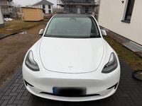Gebraucht Tesla Model Y Long Range RWD 255 kW (347 PS) 2024 Weiß SUV
