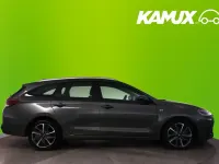 Gebraucht Hyundai i30 Trend 160 PS (117 kW) 2024 Silber / grau Kombi