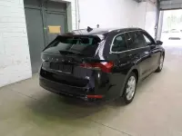 Gebraucht Skoda Octavia Style 150 PS (110 kW) 2021 Schwarzmagic perleffekt Kombi