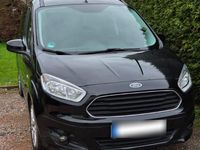 Gebraucht Ford Courier Titanium 105 PS (77 kW) 2017 Schwarz Van / Kleinbus