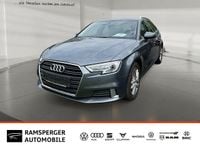 Gebraucht Audi A3 Sport 150 PS (110 kW) 2019 Grau Limousine