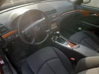 Gebraucht Mercedes E280 Classic 190 PS (139 kW) 2008 Rot Kombi