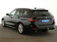 Gebraucht BMW 320 Advantage 190 PS (139 kW) 2022 Black sapphire metallic Kombi