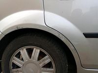 Gebraucht Ford Fiesta 65 PS (47 kW) 2002 Grau Kleinwagen