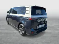 Gebraucht VW ID. Buzz Pro 264 kW (360 PS) 2023 Candyweiß/starlight blue metall Van / Kleinbus