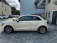 Gebraucht Audi A1 Ambition 86 PS (63 kW) 2011 Weiß Kleinwagen