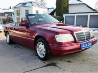 Gebraucht Mercedes E200 136 PS (100 kW) 1995 Rot metallic Cabrio