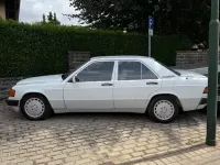 Gebraucht Mercedes 190 75 PS (55 kW) 1992 Weiß Limousine
