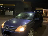 Second-hand Opel Astra 90 CP (66 kW) 2005 Albastru Hatchback