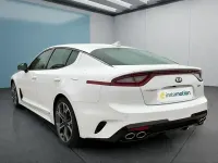Gebraucht Kia Stinger 370 PS (272 kW) 2021 Weiß Kleinwagen