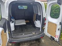 Gebraucht Ford Transit 75 PS (55 kW) 2017 Weiß Kombi