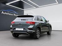 Używany VW T-Roc Active 150 KM (110 kW) 2021 Szary SUV
