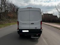 Second-hand Ford Transit 131 CP (96 kW) 2018 Alb Monovolum