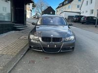 Gebraucht BMW 330 258 PS (189 kW) 2006 Grau Limousine