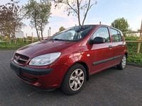 Second-hand Hyundai Getz 97 CP (71 kW) 2009 Roșu Hatchback