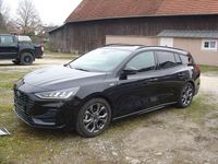 Gebraucht Ford Focus ST-Line 125 PS (91 kW) 2024 Obsidianschwarz metallic Kombi
