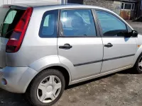 Gebraucht Ford Fiesta 101 PS (74 kW) 2004 Kleinwagen