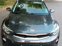 Gebraucht Kia Stonic Silver 84 PS (61 kW) 2019 Grau SUV