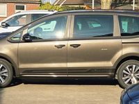 Gebraucht VW Sharan Comfortline 177 PS (130 kW) 2020 Braun Van / Kleinbus