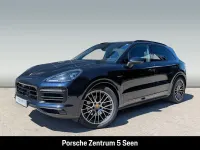 Second-hand Porsche Cayenne Platinum Edition 462 CP (339 kW) 2022 Albastru SUV