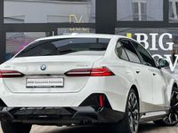 Gebraucht BMW 550e Comfort Edition 489 PS (359 kW) 2025 Weiß Limousine