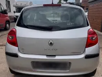Gebraucht Renault Clio 88 PS (64 kW) 2008 Silber Kleinwagen