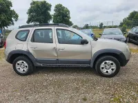 Gebraucht Dacia Duster Lauréate 105 PS (77 kW) 2011 Grün SUV
