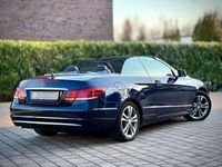 Gebraucht Mercedes E200 184 PS (135 kW) 2013 Blau Cabrio