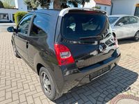 Second-hand Renault Twingo 76 CP (55 kW) 2007 Negru Hatchback