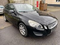 Gebraucht Volvo V60 Kinetic 114 PS (83 kW) 2012 Black solid (stone) / solid Kombi