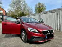 Gebraucht Volvo V40 CC 120 PS (88 kW) 2017 Rot Kombi