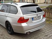 Gebraucht BMW 318 122 PS (89 kW) 2006 Grau Kombi