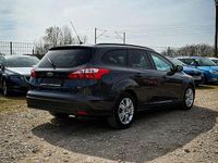 Gebraucht Ford Focus Trend 125 PS (91 kW) 2011 Grau Kombi