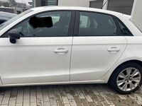 Gebraucht Audi A1 Sportback 90 PS (66 kW) 2015 Weiß Kleinwagen