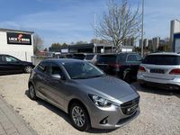 Gebraucht Mazda 2 75 PS (55 kW) 2016 Silber Limousine